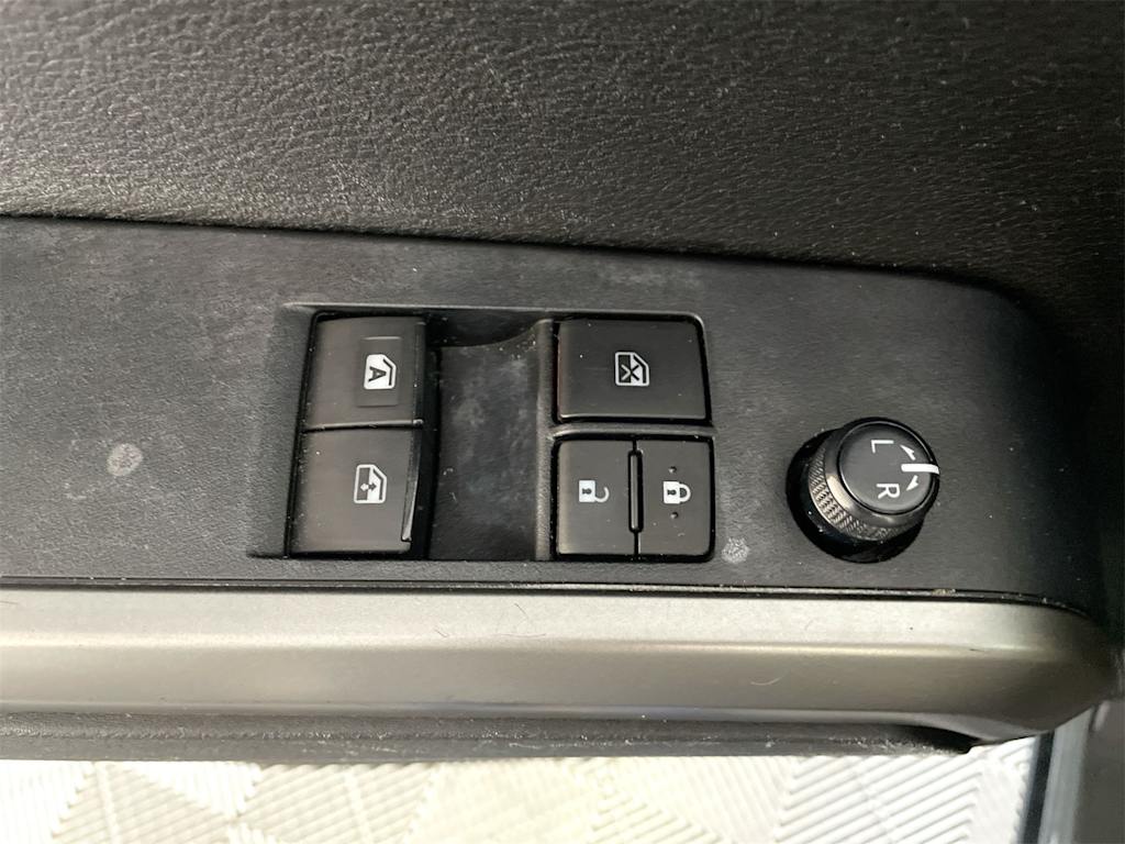 Thumbnail: 2022 Toyota Tacoma - 21