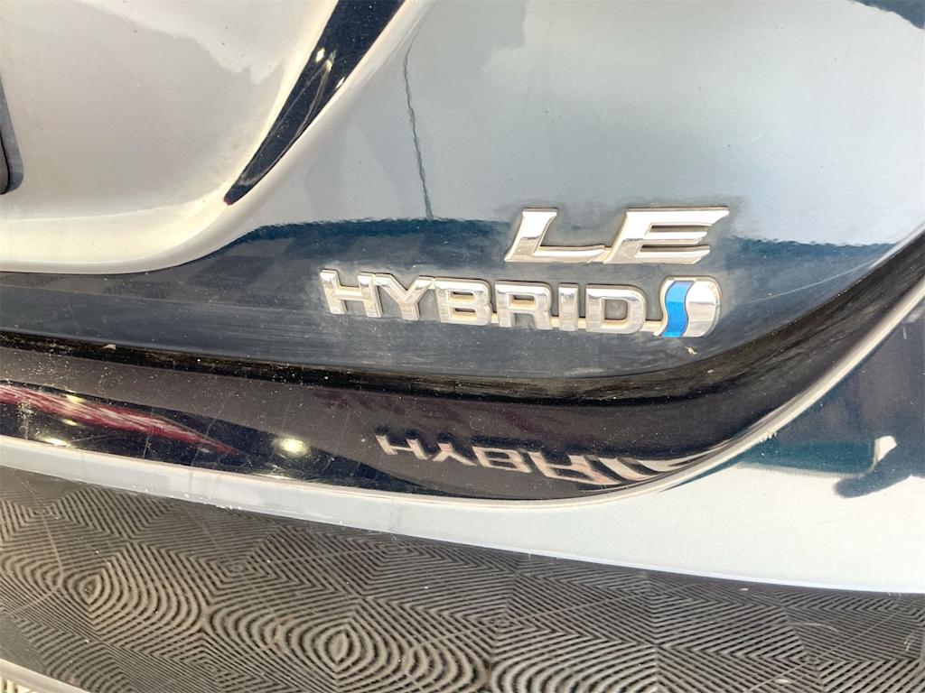 Thumbnail: 2021 Toyota Camry - 7