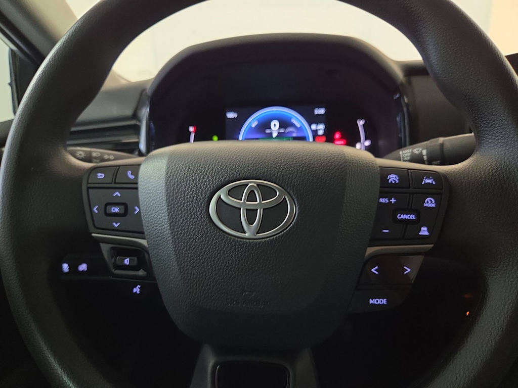 Thumbnail: 2025 Toyota Camry - 25