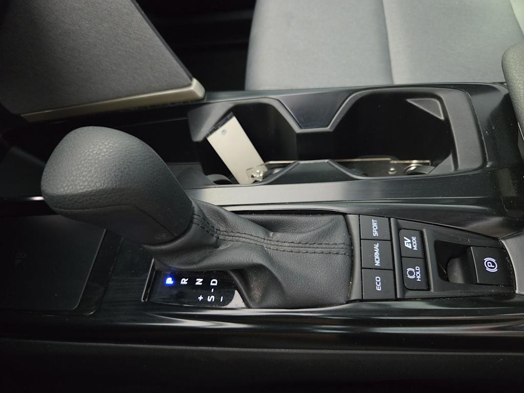 Thumbnail: 2025 Toyota Camry - 15