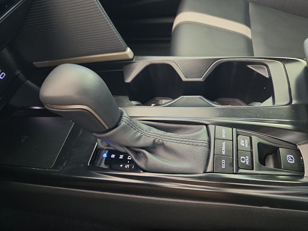 Thumbnail: 2025 Toyota Camry - 15