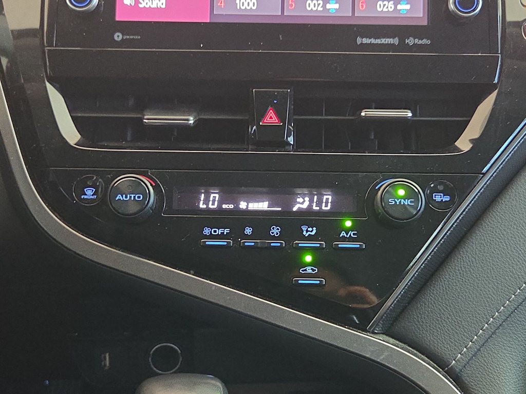 Thumbnail: 2022 Toyota Camry - 26