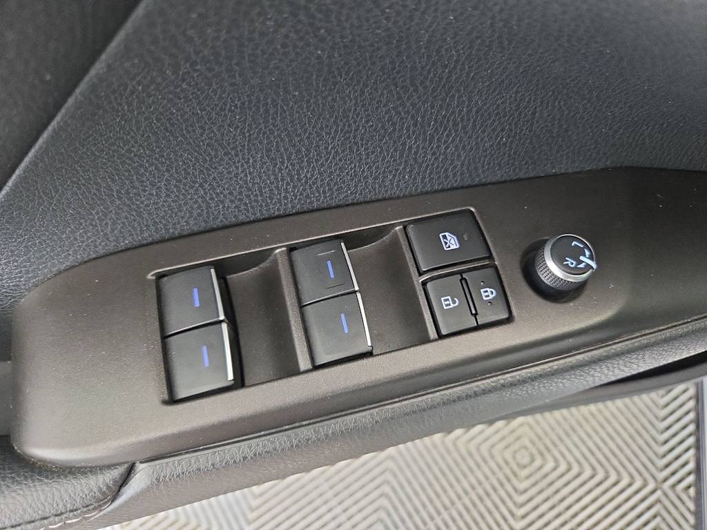 Thumbnail: 2024 Toyota Camry - 22
