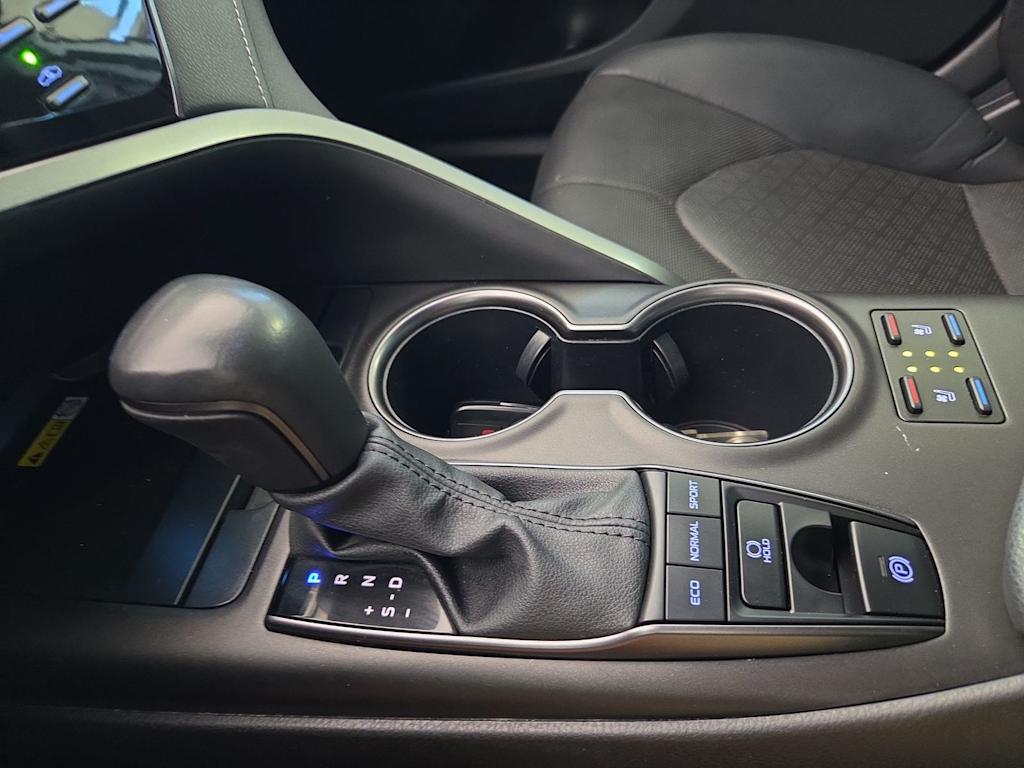 Thumbnail: 2024 Toyota Camry - 15