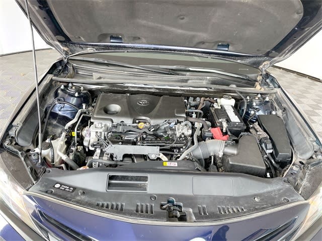 2022 Toyota Camry SE 9