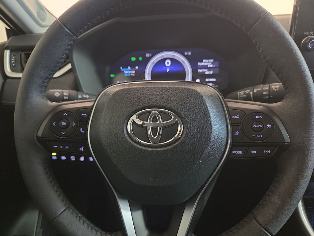 Thumbnail: 2025 Toyota RAV4 - 25