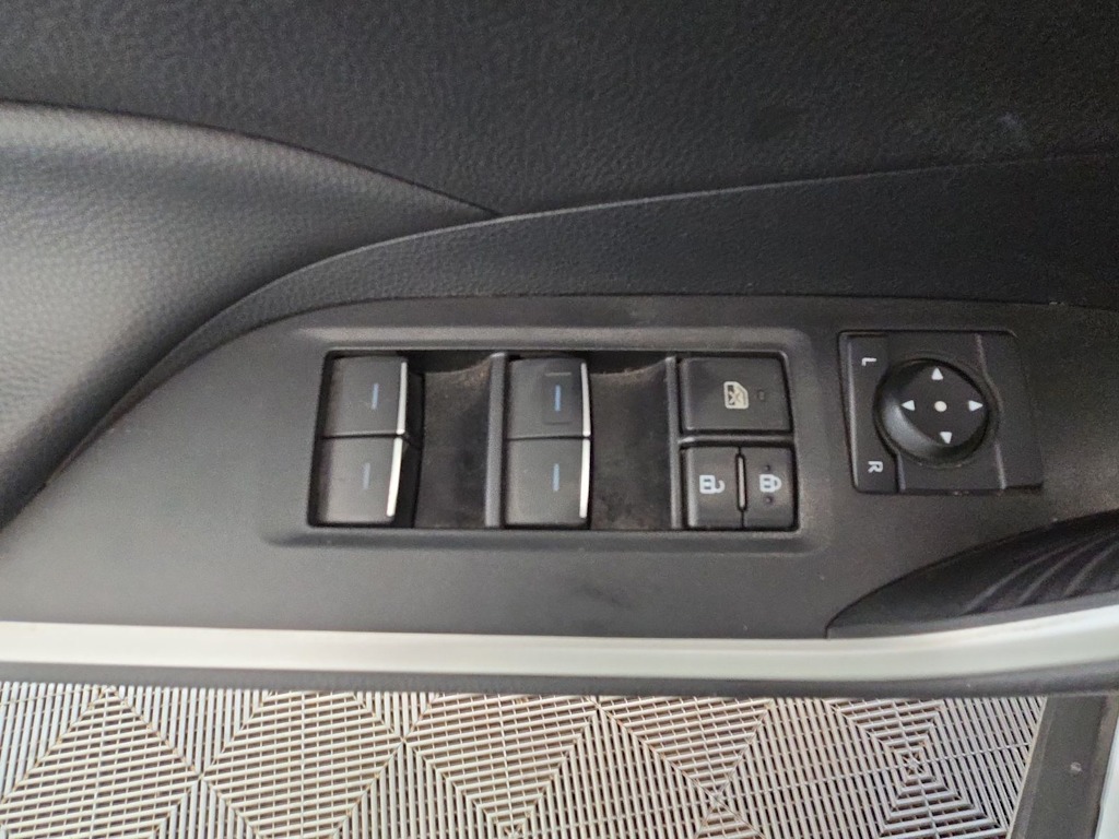 Thumbnail: 2023 Toyota RAV4 - 23