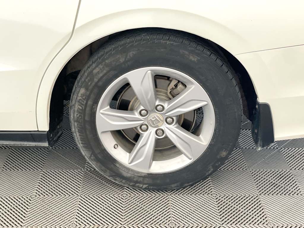 Thumbnail: 2019 Honda Odyssey - 6