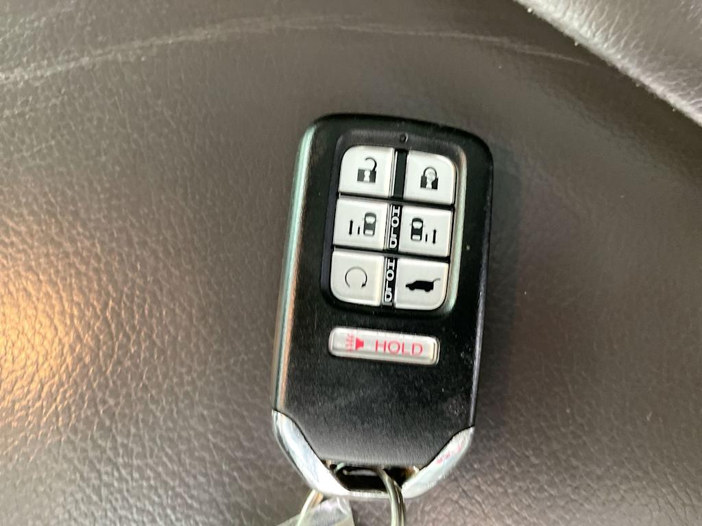 Thumbnail: 2019 Honda Odyssey - 15