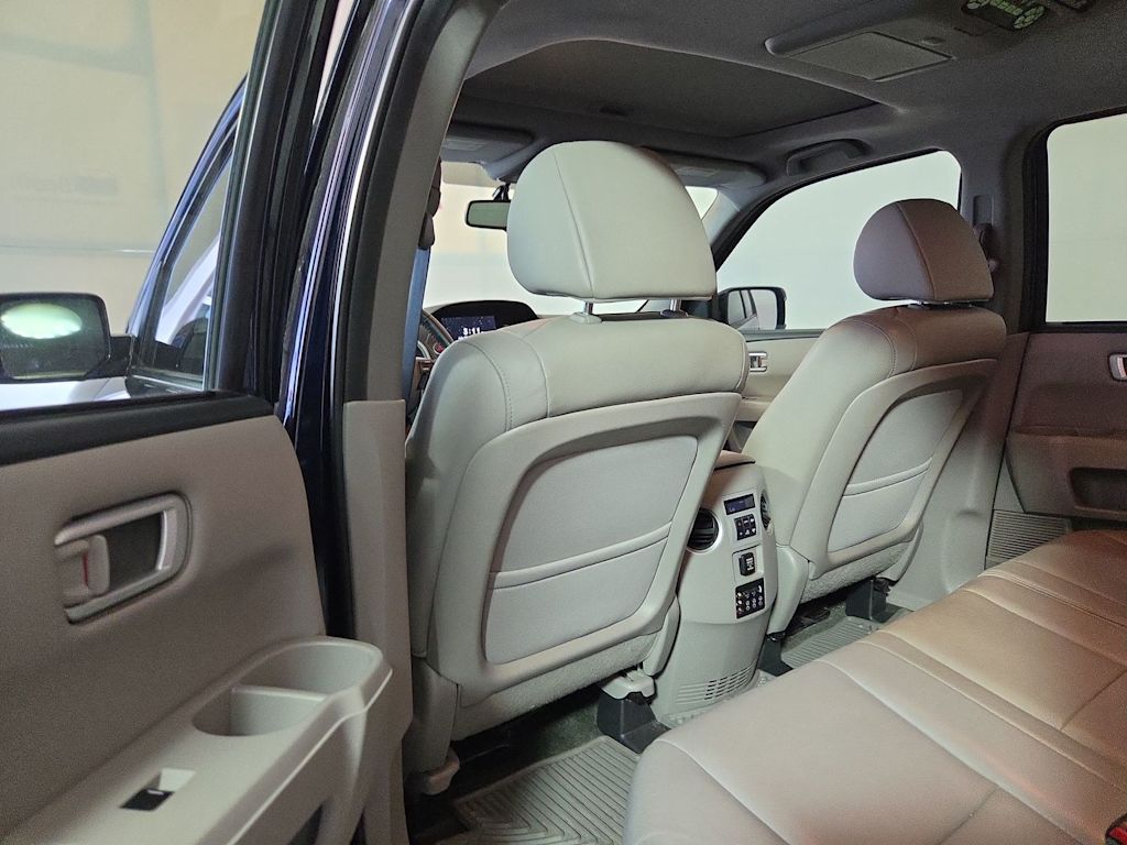 2015 Honda Pilot Touring - Photo 12