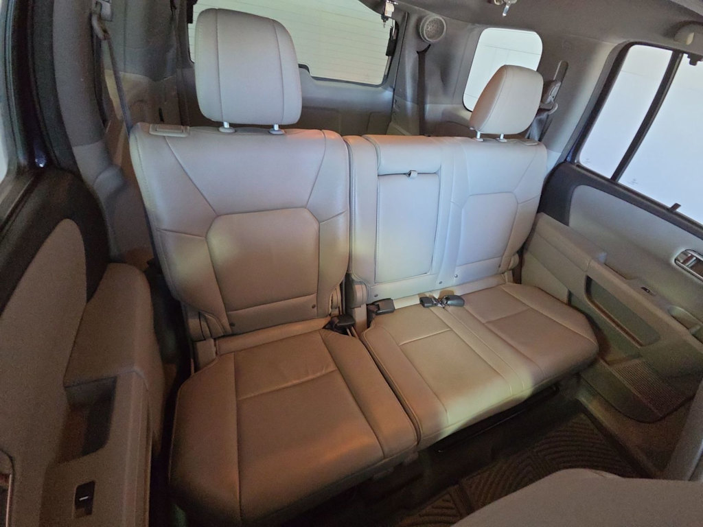 2015 Honda Pilot Touring - Photo 24