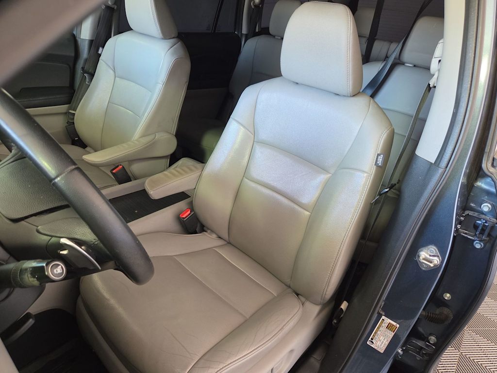 Thumbnail: 2017 Honda Pilot - 11