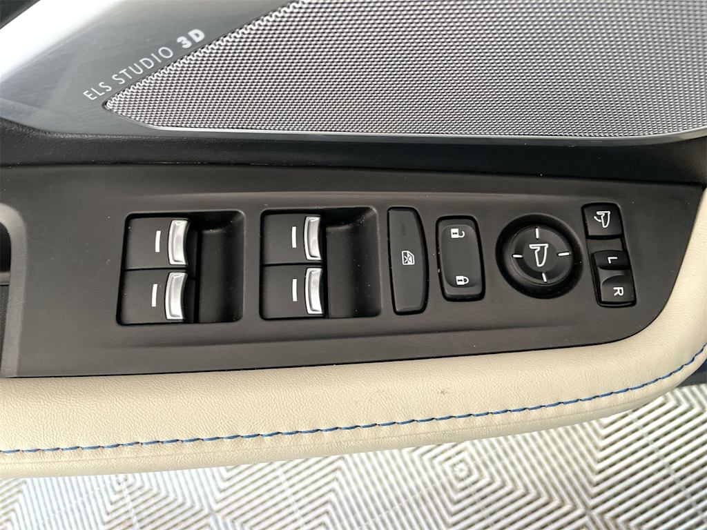 Thumbnail: 2022 Acura RDX - 22