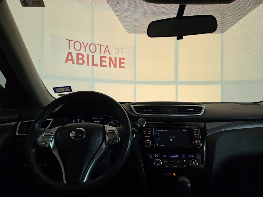 Thumbnail: 2015 Nissan Rogue - 2
