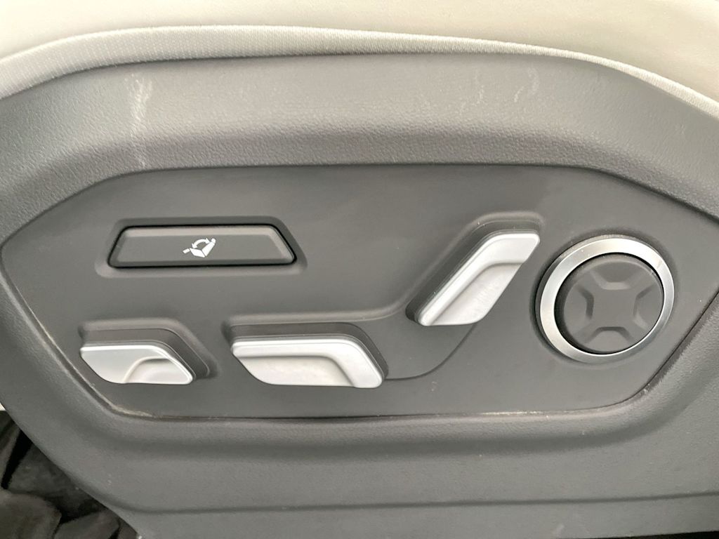 Thumbnail: 2024 Hyundai Santa Fe - 19