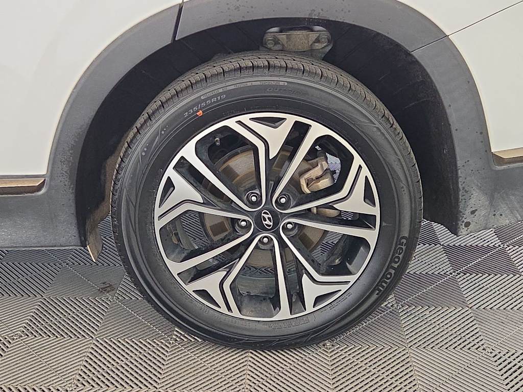 Thumbnail: 2020 Hyundai Santa Fe - 7