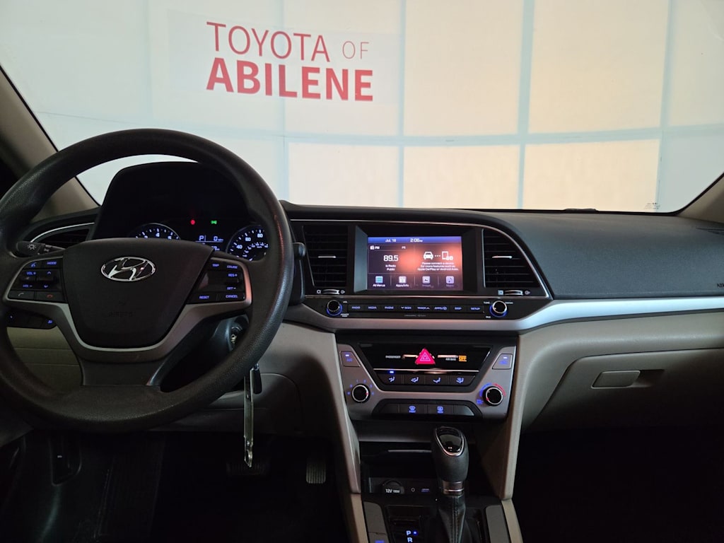 Thumbnail: 2017 Hyundai Elantra - 14