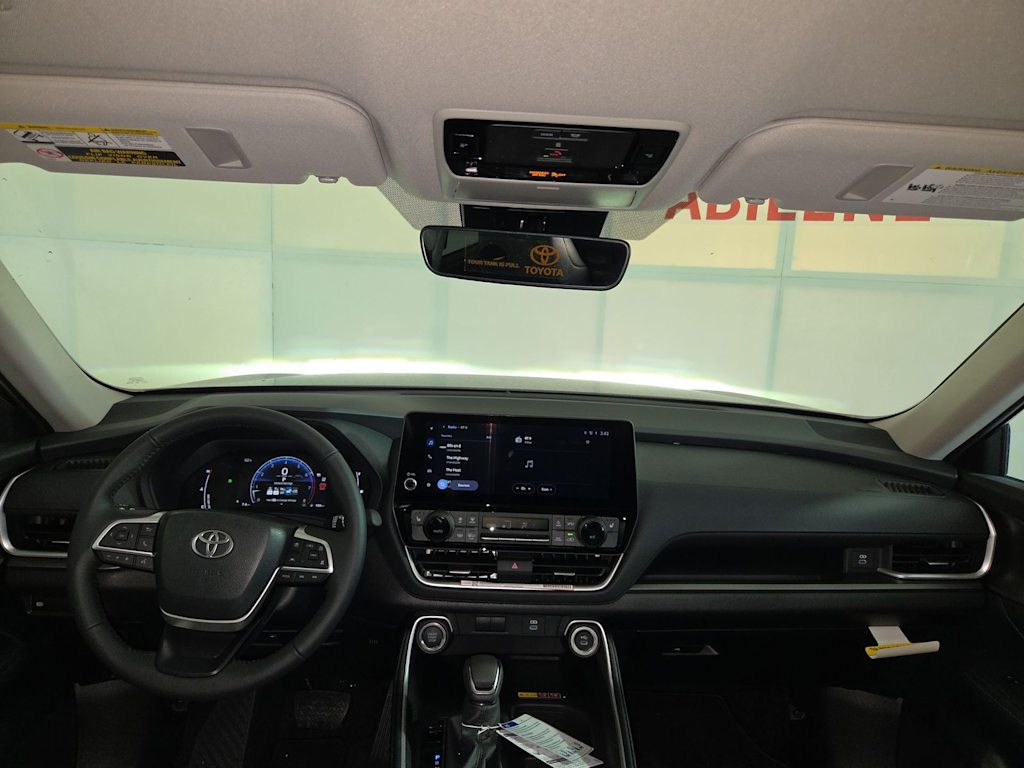 Thumbnail: 2026 Toyota Grand Highlander - 9