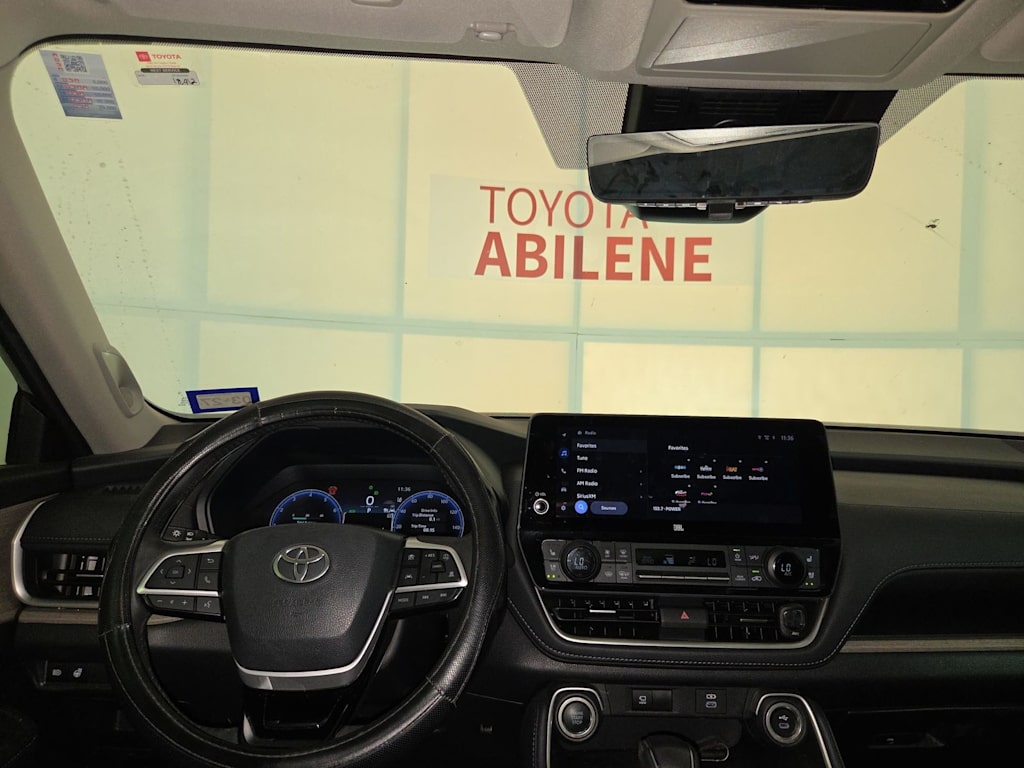 Thumbnail: 2025 Toyota Grand Highlander - 2