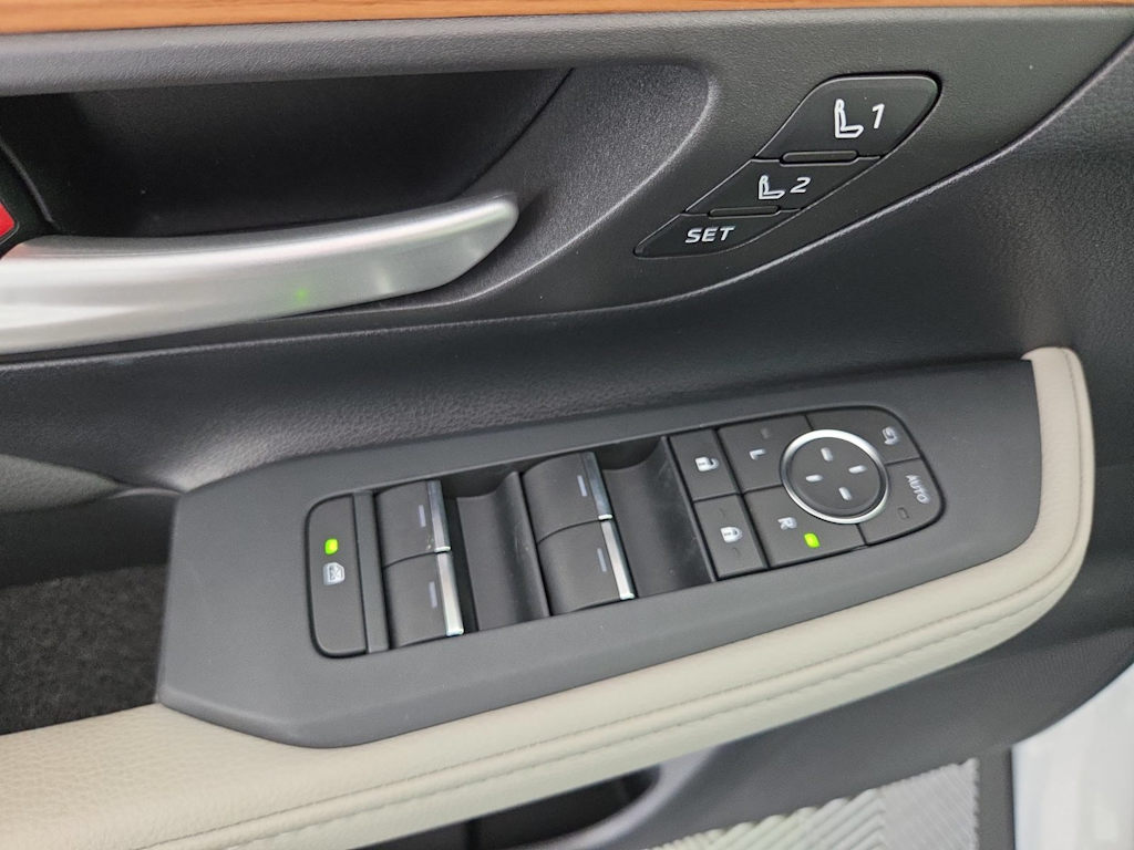 Thumbnail: 2026 Toyota Grand Highlander - 22