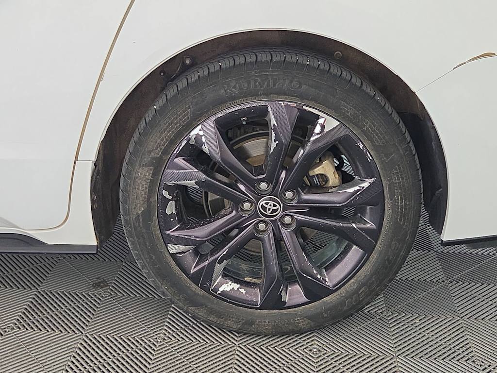 Thumbnail: 2021 Toyota Sienna - 8