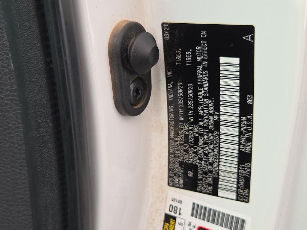 Thumbnail: 2021 Toyota Sienna - 19