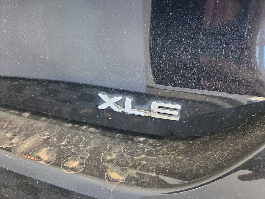 Thumbnail: 2021 Toyota Highlander - 7