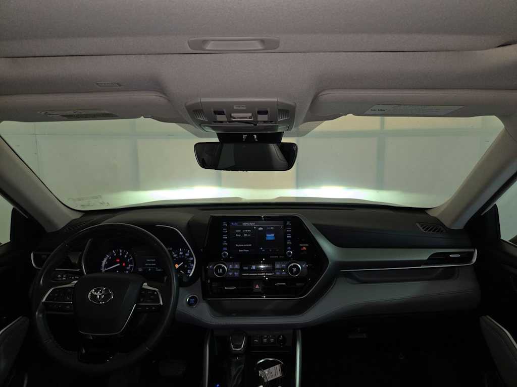 Thumbnail: 2021 Toyota Highlander - 10