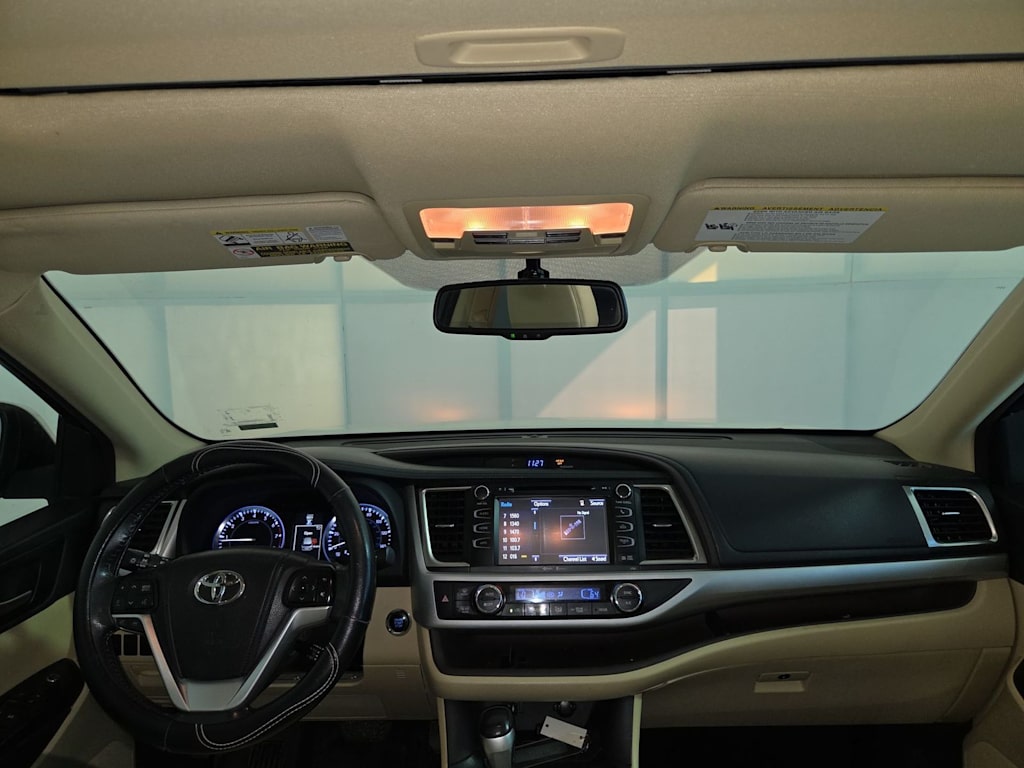 Thumbnail: 2014 Toyota Highlander - 10