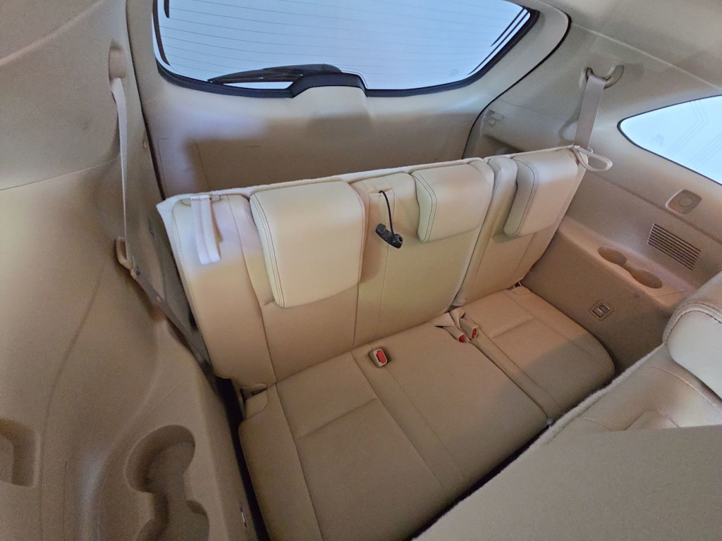 Thumbnail: 2014 Toyota Highlander - 25
