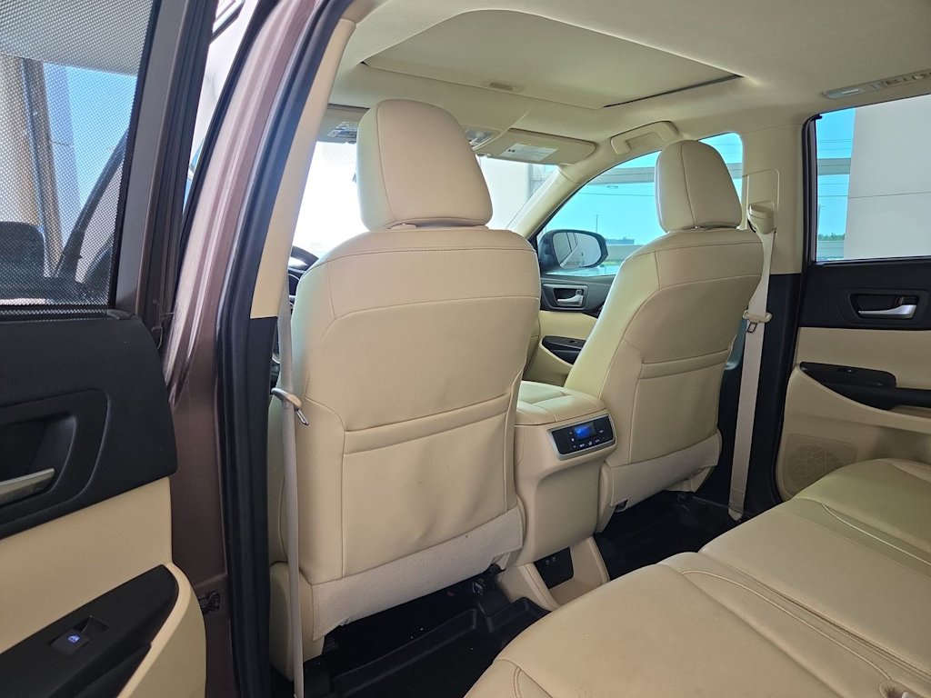 Thumbnail: 2019 Toyota Highlander - 13