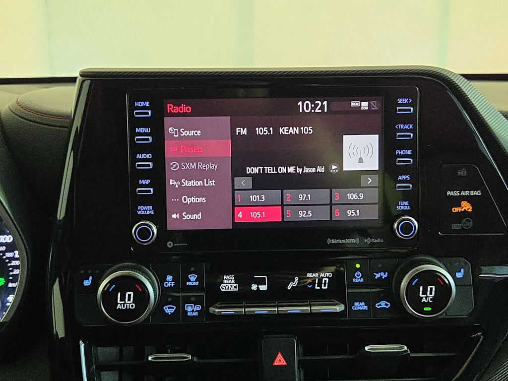 Thumbnail: 2021 Toyota Highlander - 14