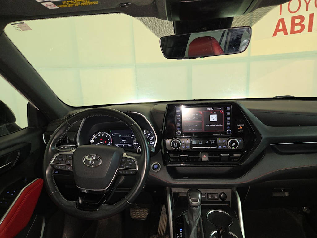 Thumbnail: 2021 Toyota Highlander - 2