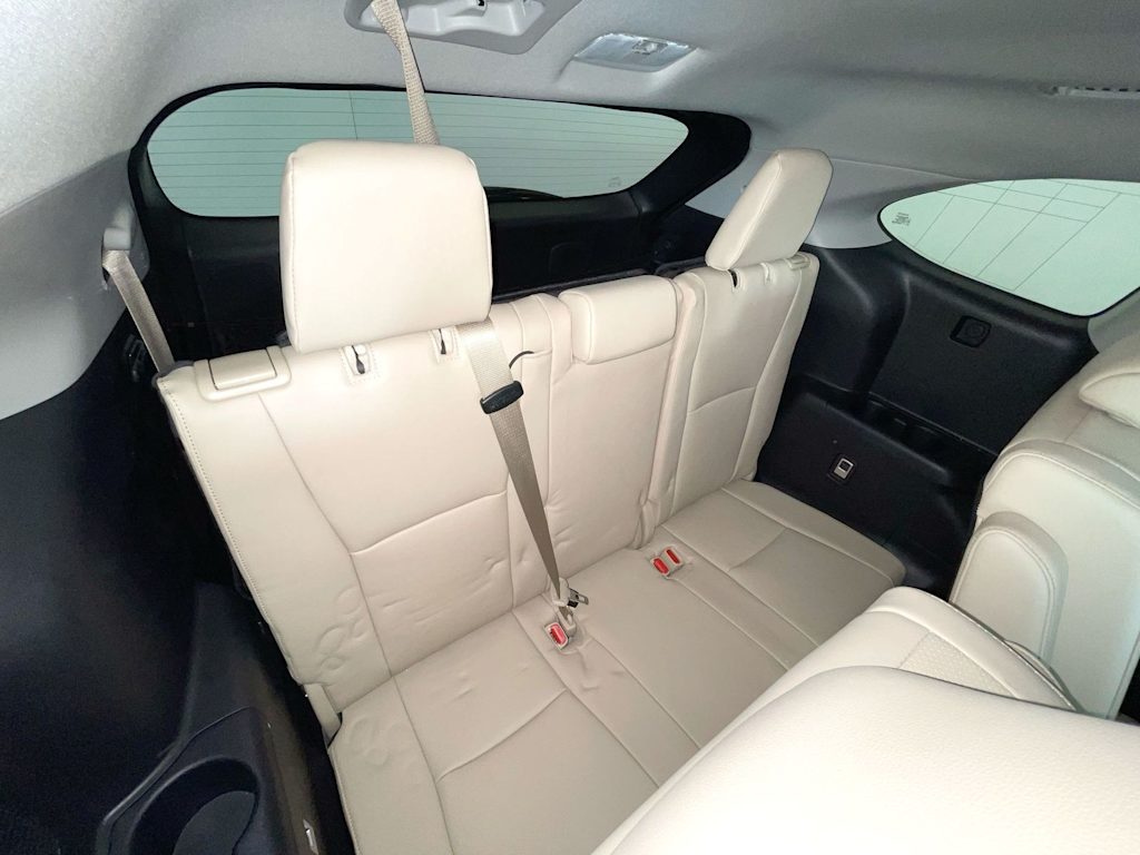 Thumbnail: 2023 Toyota Highlander - 24