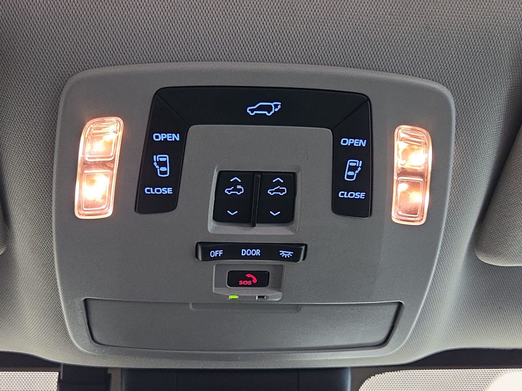 Thumbnail: 2023 Toyota Sienna - 30