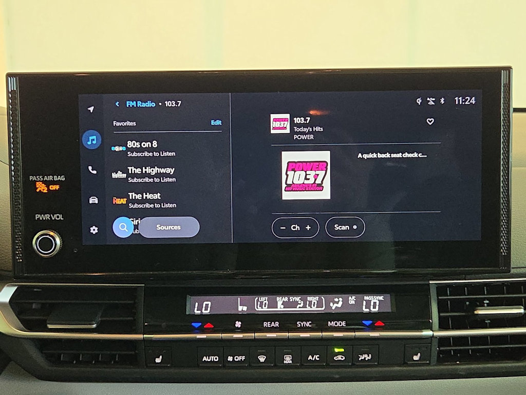 Thumbnail: 2025 Toyota Sienna - 12