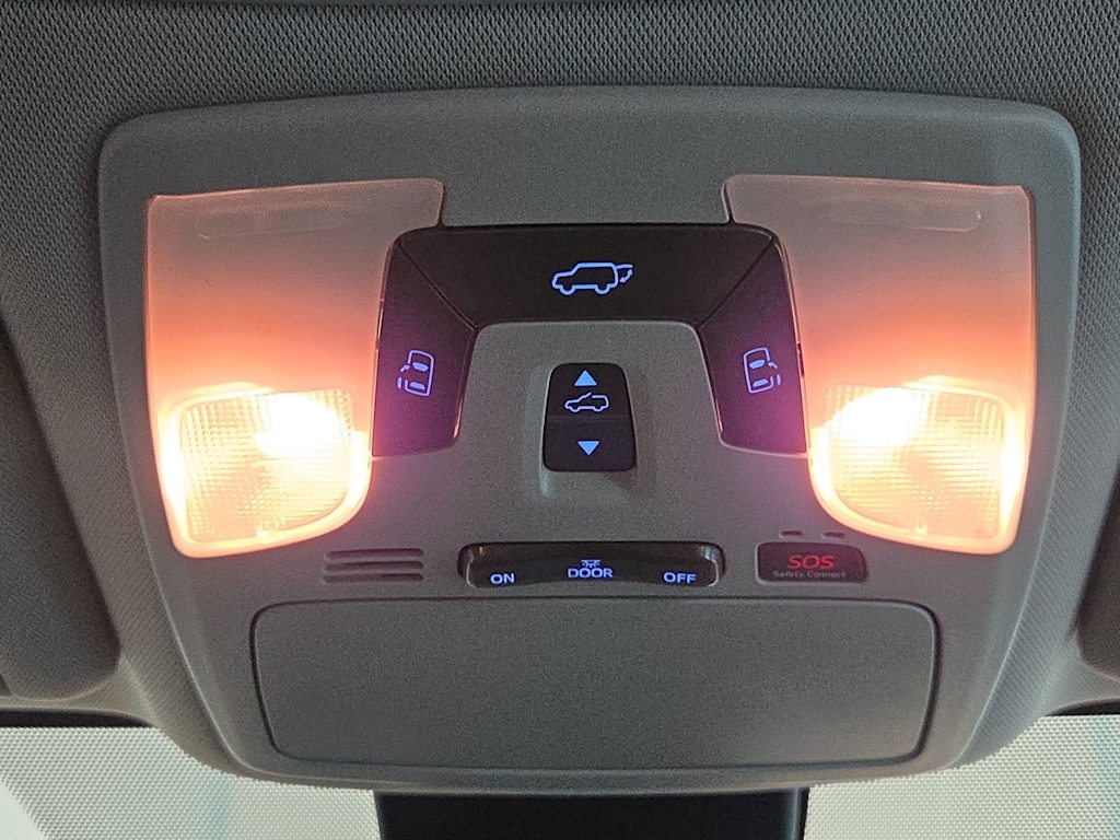 Thumbnail: 2018 Toyota Sienna - 29