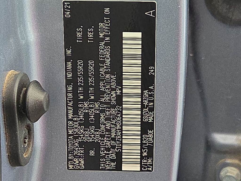 Thumbnail: 2021 Toyota Highlander - 17