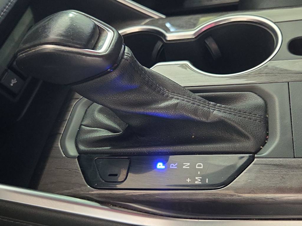 Thumbnail: 2021 Toyota Highlander - 27