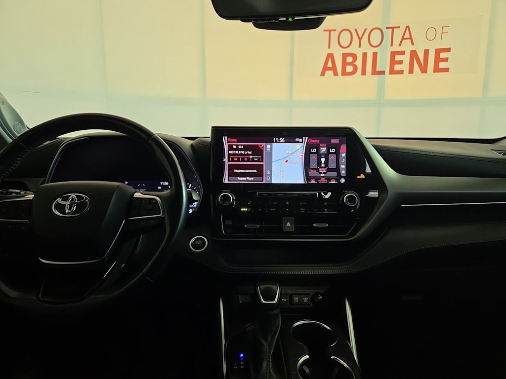 Thumbnail: 2021 Toyota Highlander - 9