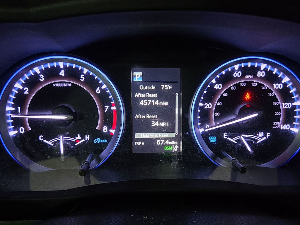 Thumbnail: 2019 Toyota Highlander - 15