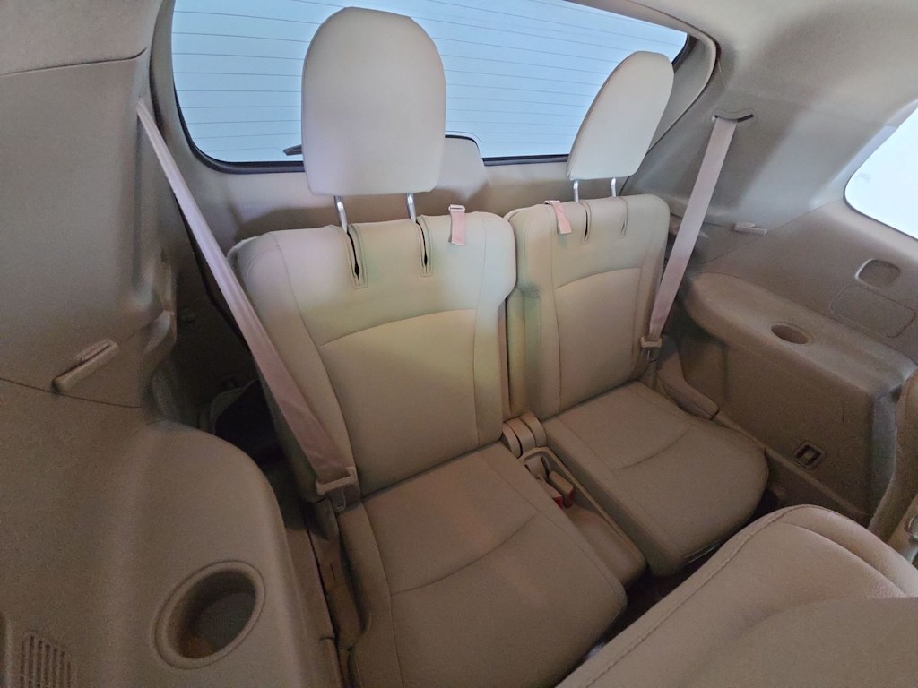 Thumbnail: 2011 Toyota Highlander - 22