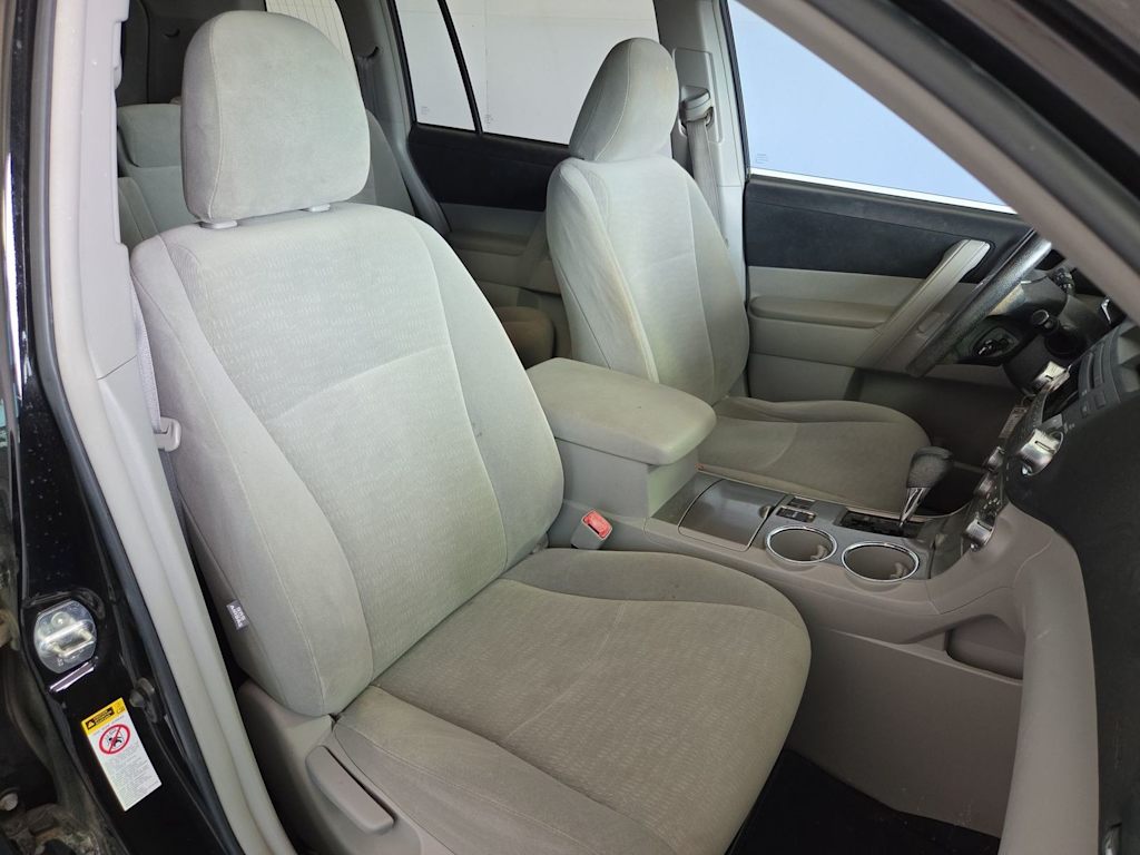 Thumbnail: 2012 Toyota Highlander - 10