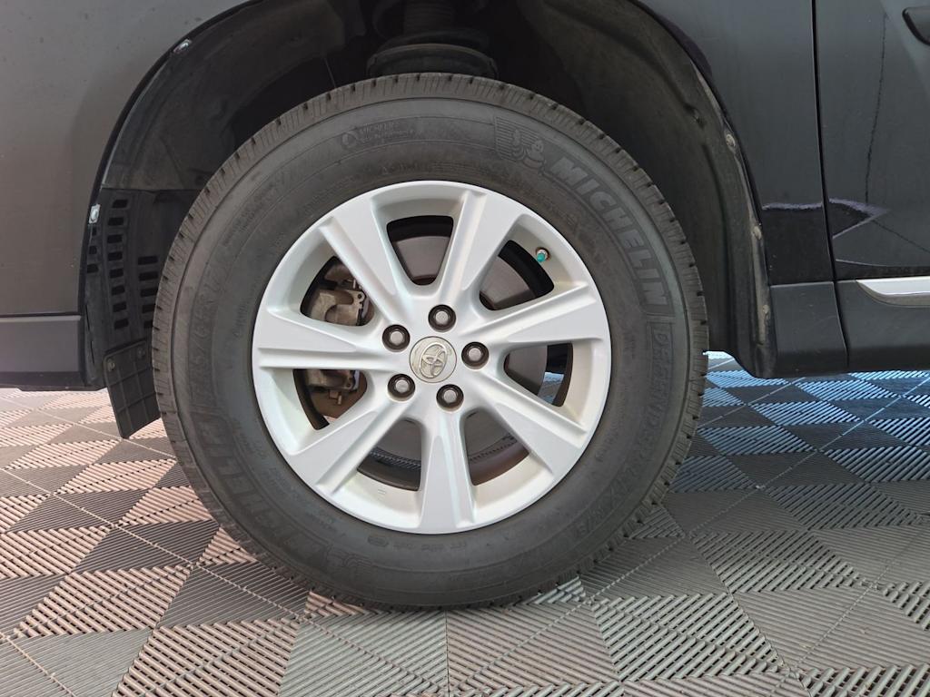 Thumbnail: 2012 Toyota Highlander - 7