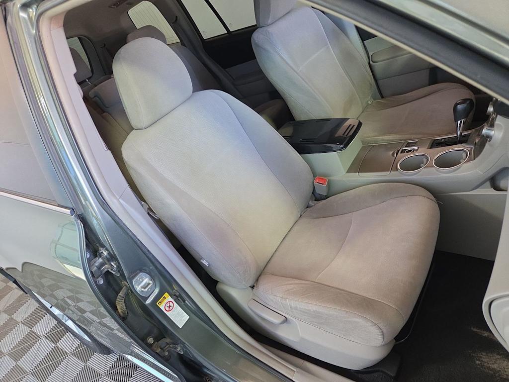 Thumbnail: 2013 Toyota Highlander - 11