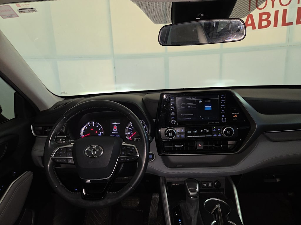 Thumbnail: 2020 Toyota Highlander - 2