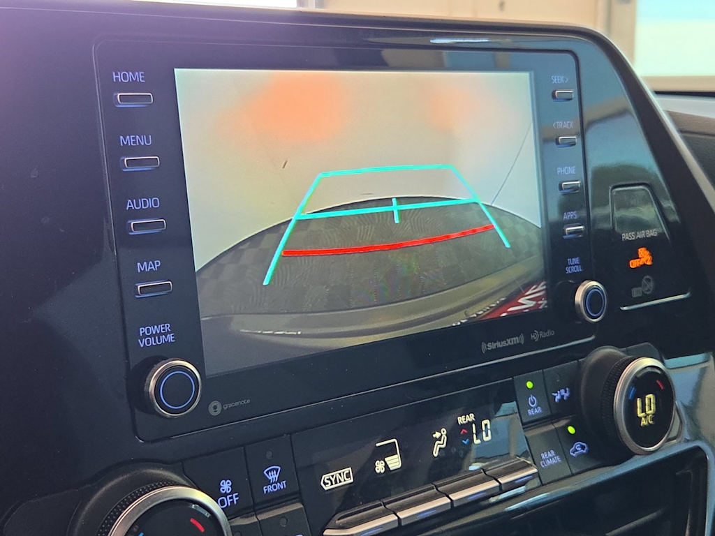 Thumbnail: 2020 Toyota Highlander - 26
