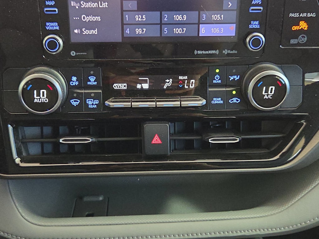 Thumbnail: 2020 Toyota Highlander - 27