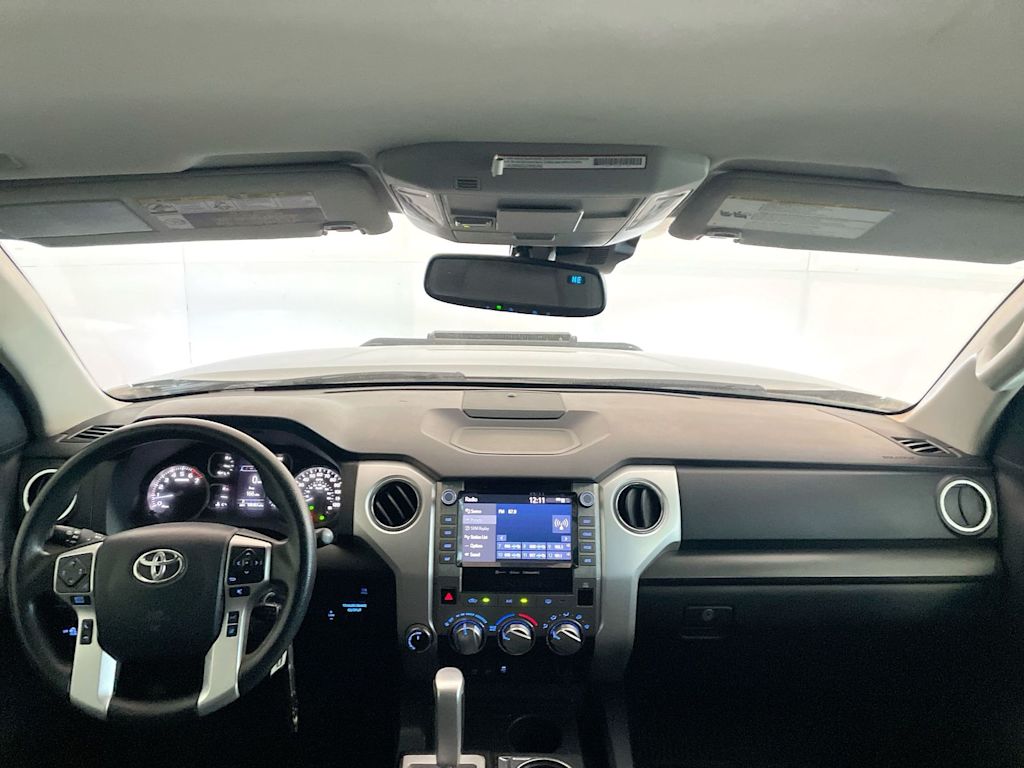 Thumbnail: 2020 Toyota Tundra - 9