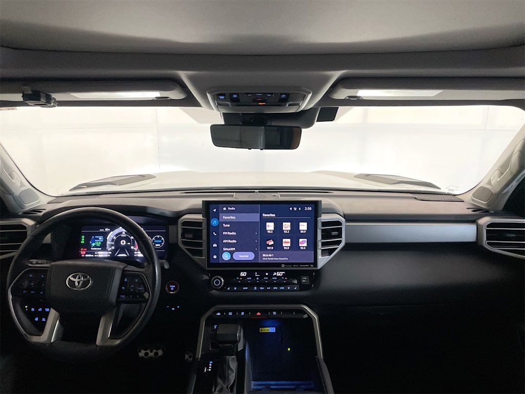 Thumbnail: 2023 Toyota Tundra - 10